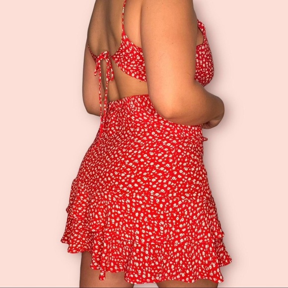 Zara Ruched Open Back Mini Floral Dress red size small - Picture 4 of 12